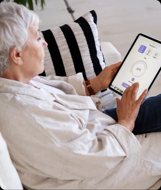 Patient using remote patient monitoring application for continuous care